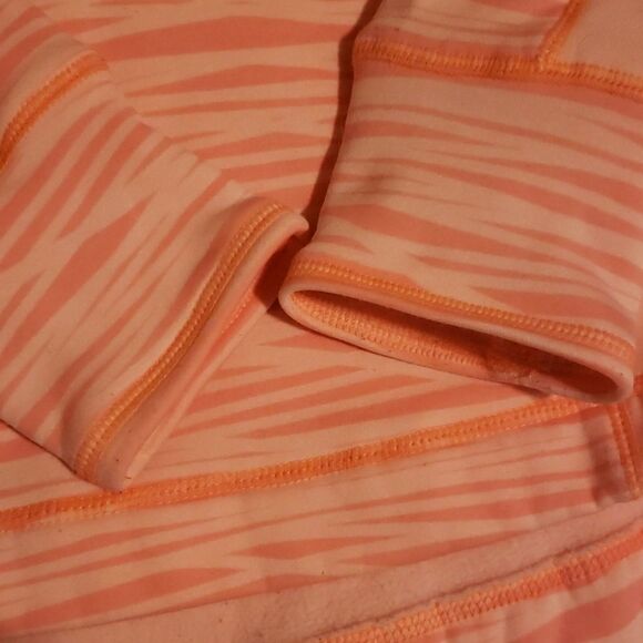 Avalanche NWT   - Picture 8 of 8